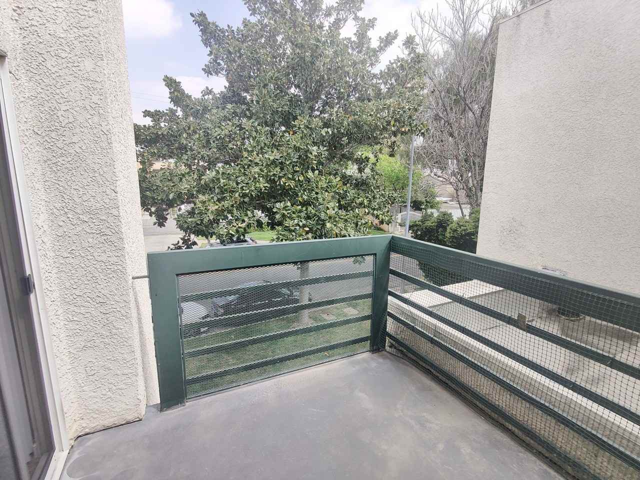 White Oak Apartments - Photo 6 of 6