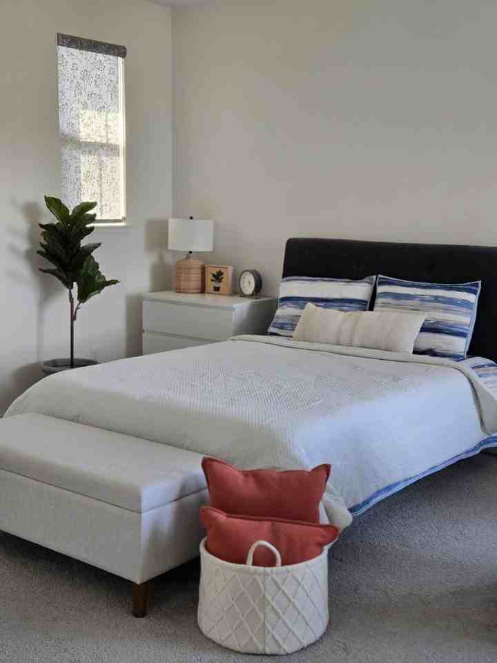 2413 Village Square Blvd - Photo 6 of 23