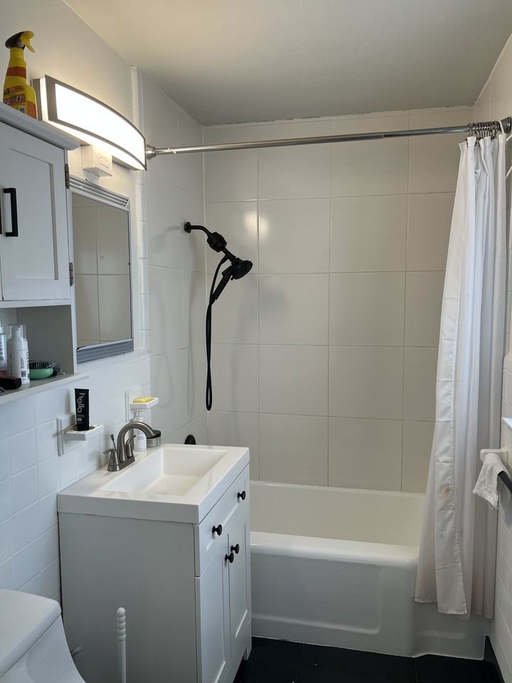 1301 Ne 6th St #1 - Photo 7 of 10