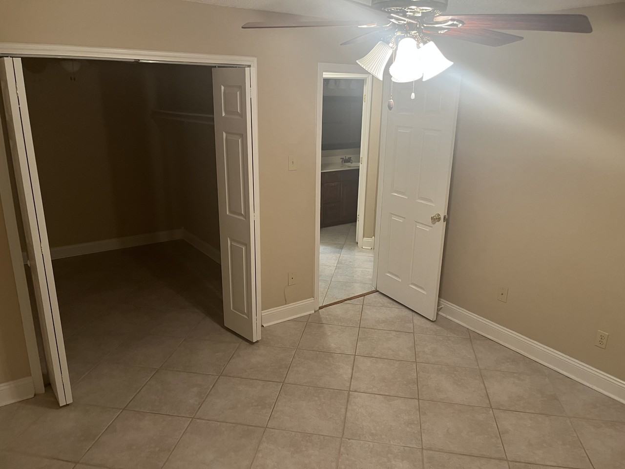 6813 Oakhurst Dr #NA - Photo 6 of 14