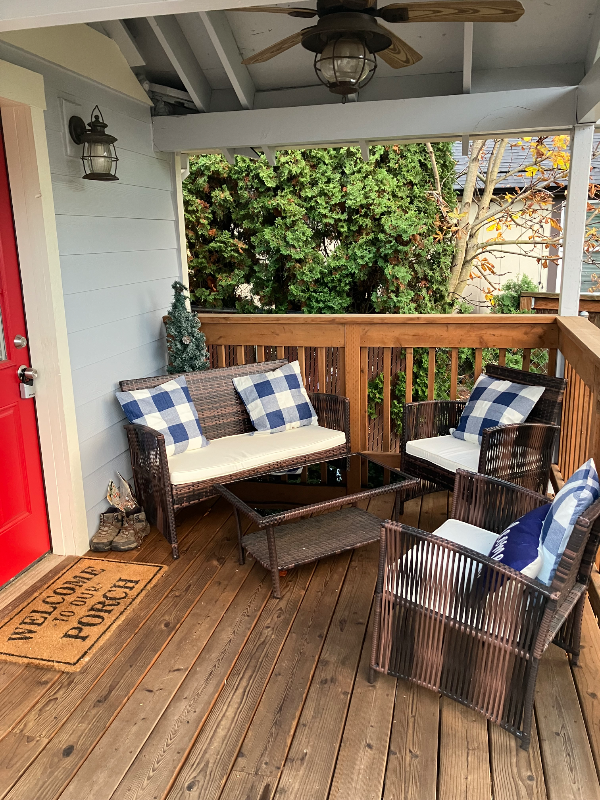 5515 North Syracuse Rm #1 - Photo 2 of 19