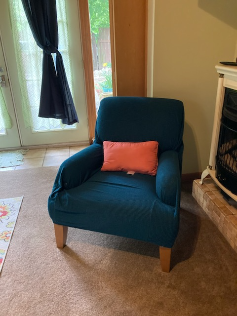 49 Evergreen Ave #B - Photo 4 of 11