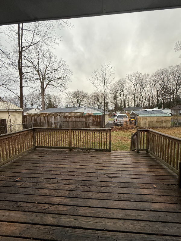 17 Frederick Ln - Photo 2 of 15