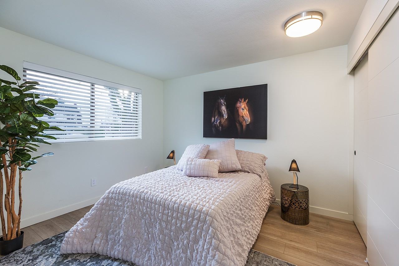 129 5th Ave NW - Photo 2 of 11