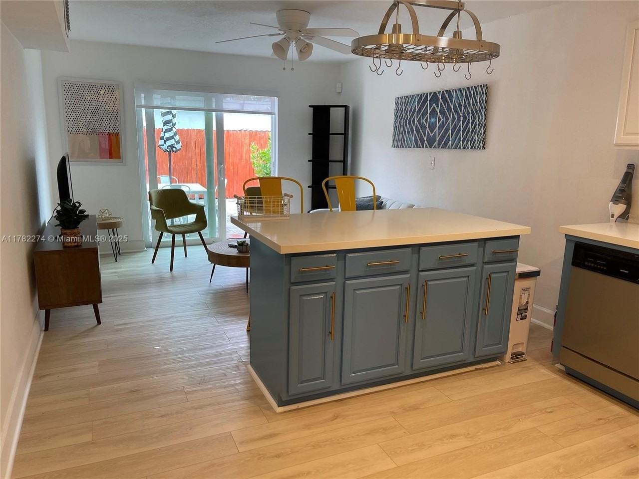 1560 Ne 145th St #2 - Photo 2 of 19