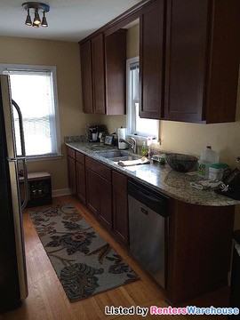 3030 Pennsylvania Ave S - Photo 3 of 12