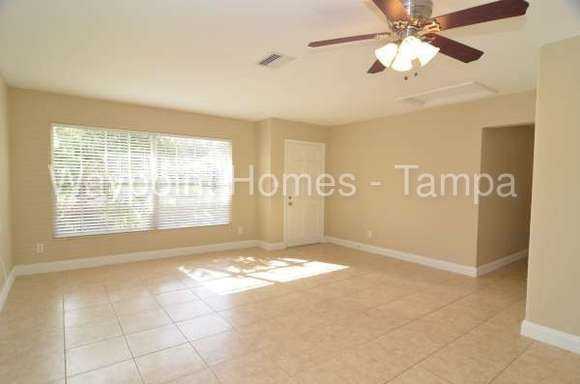 3701 Schwalbe Dr - Photo 3 of 24