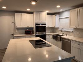 featured image of Hazelcrest Dr