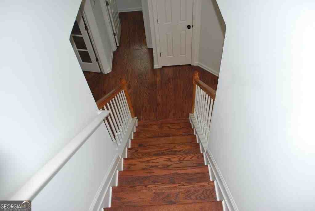 115 Ascalon Ct - Photo 2 of 18