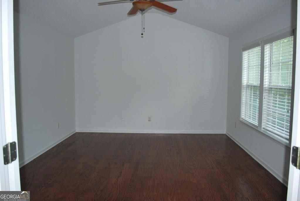 115 Ascalon Ct - Photo 7 of 18