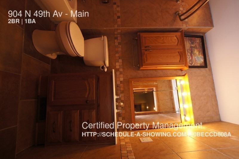 904 N 49th Ave #MAIN - Photo 3 of 23