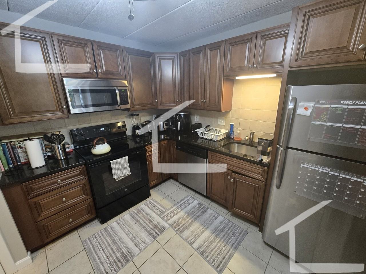 60 Pleasant St #120 - Photo 6 of 12