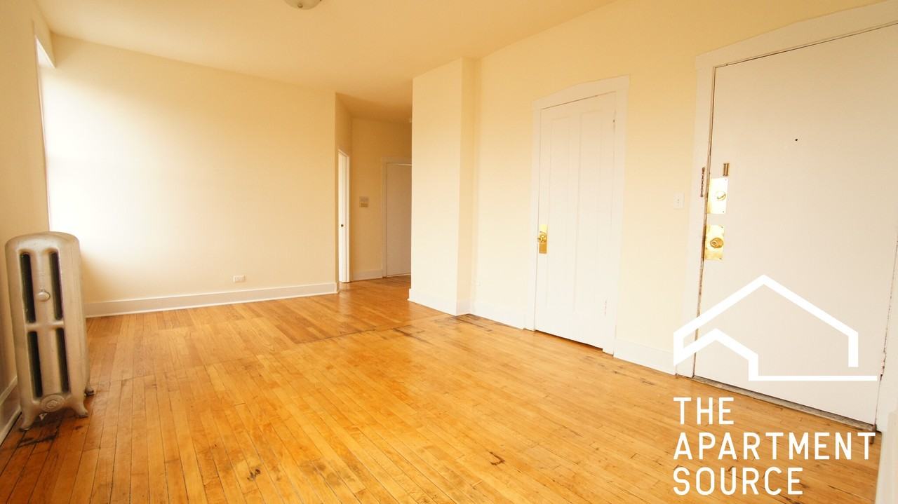 1534 N Kedzie Ave #3G - Photo 2 of 12