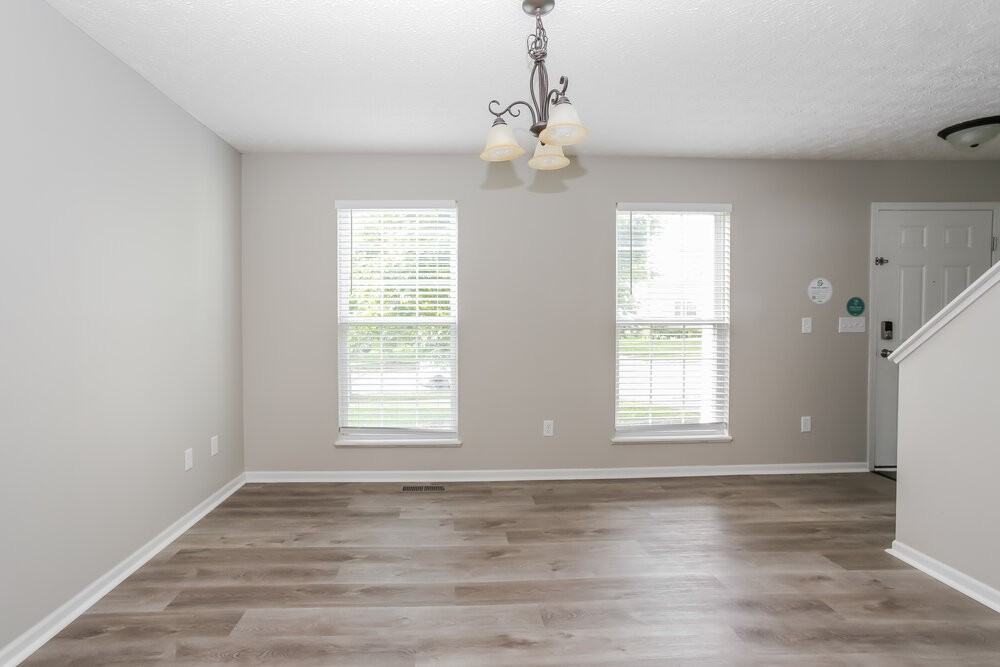 7645 Dover Ridge Dr - Photo 7 of 18