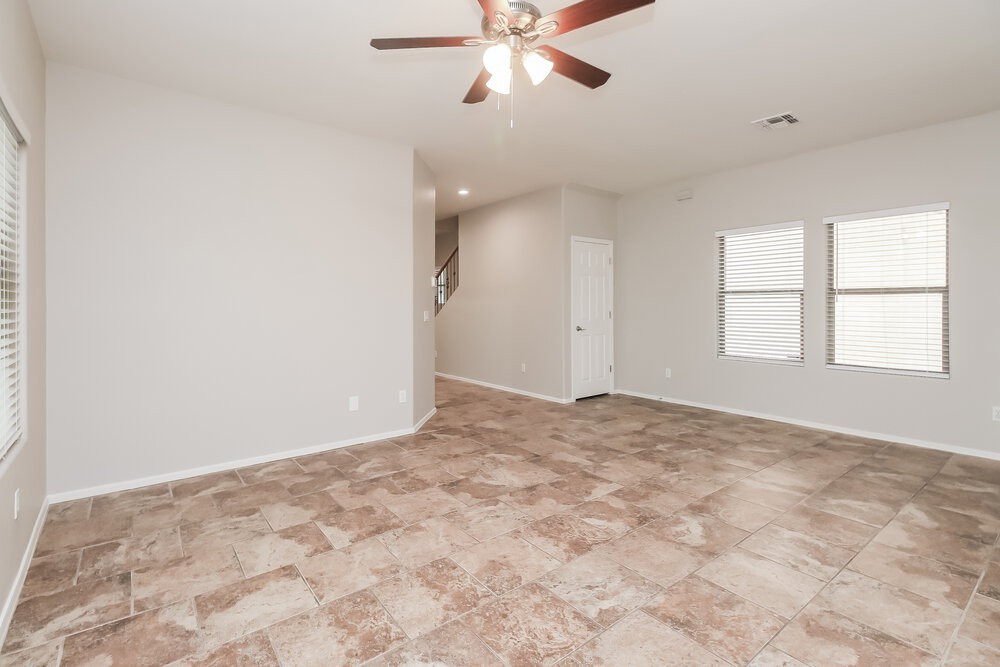 21147 E Tierra Grande Dr - Photo 5 of 17