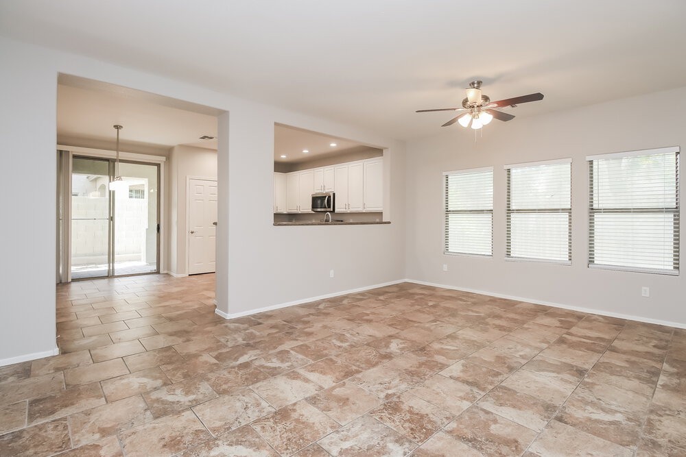 21147 E Tierra Grande Dr - Photo 6 of 17
