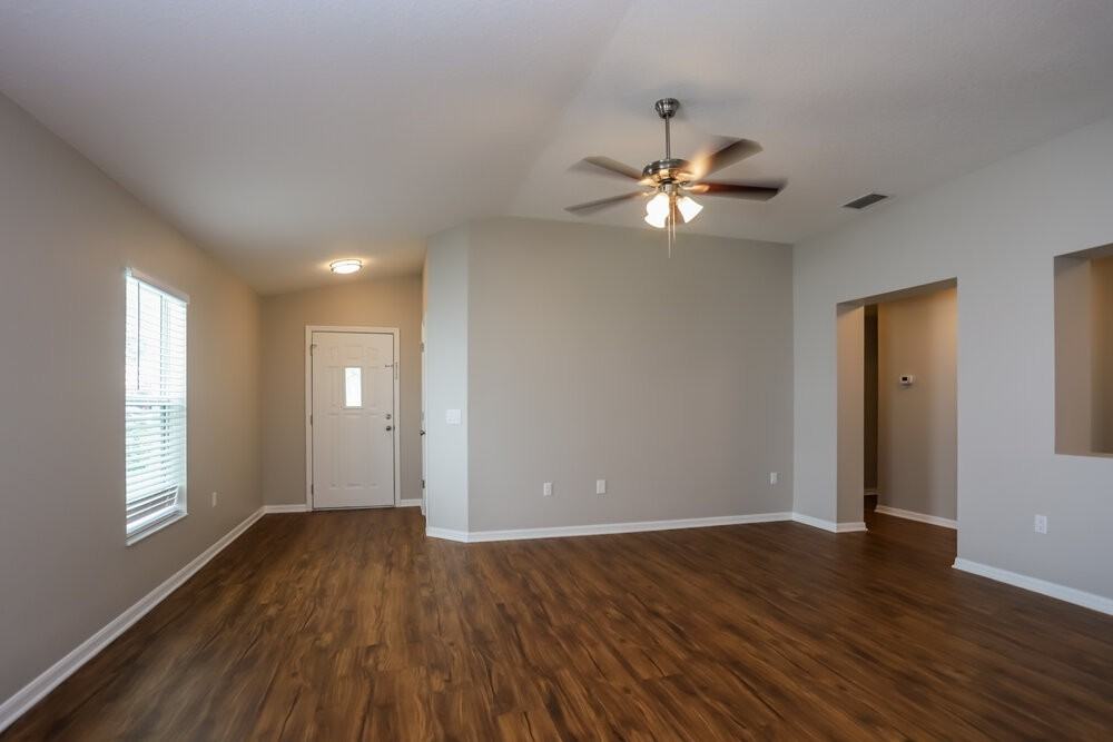 13511 Blue Sunfish Ct - Photo 3 of 16