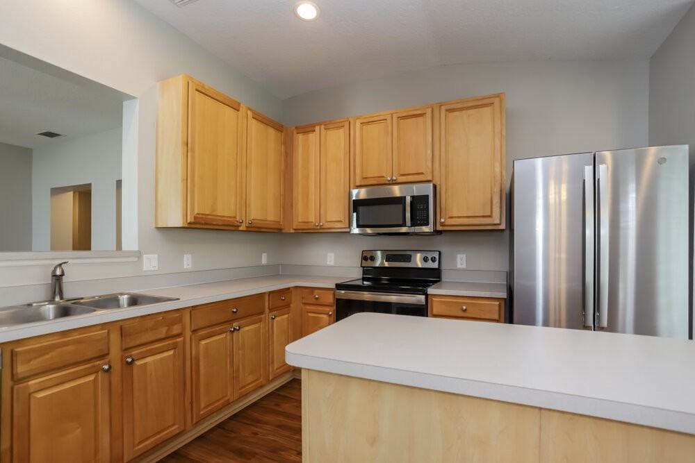 13511 Blue Sunfish Ct - Photo 6 of 16