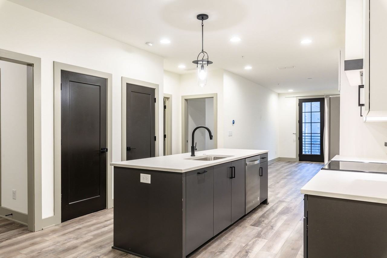 28 Becker Pl Nw - Photo 4 of 27