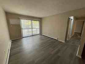 248 Oak St #2A - Photo 1 of 1