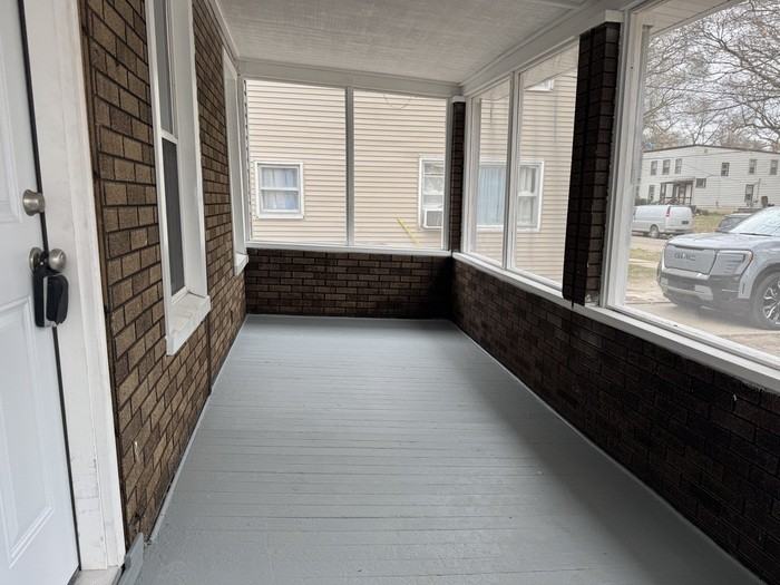 1208 Benton St - Photo 3 of 20