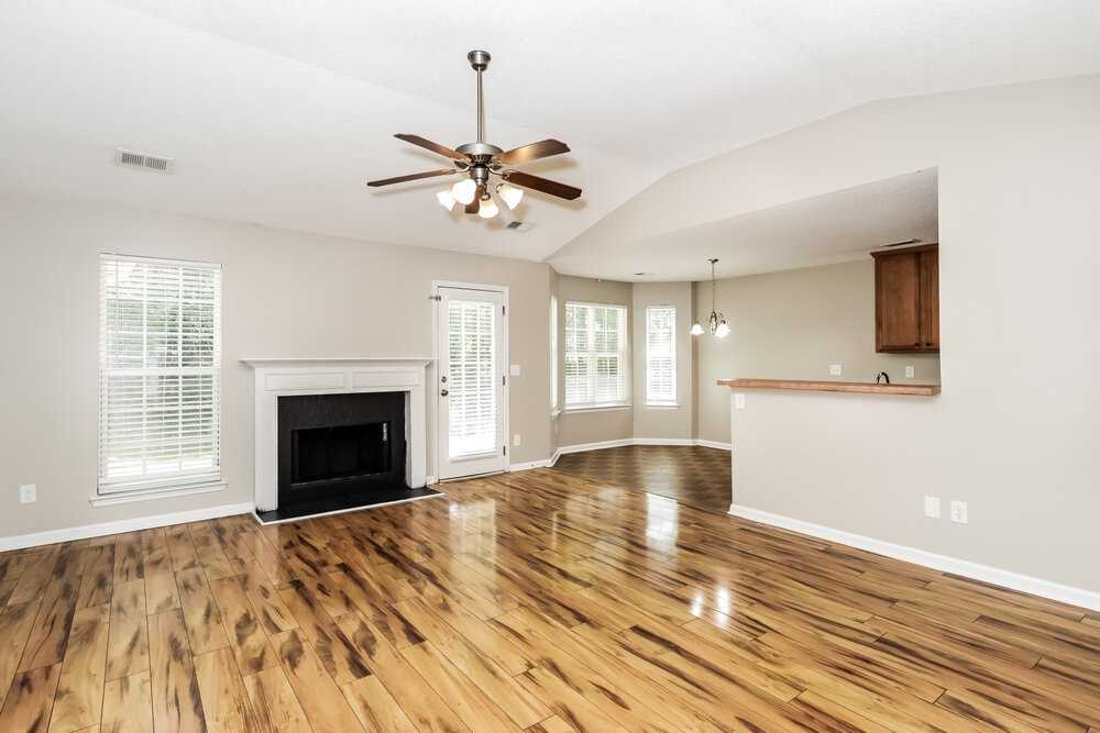 808 Aarons Ct - Photo 5 of 16