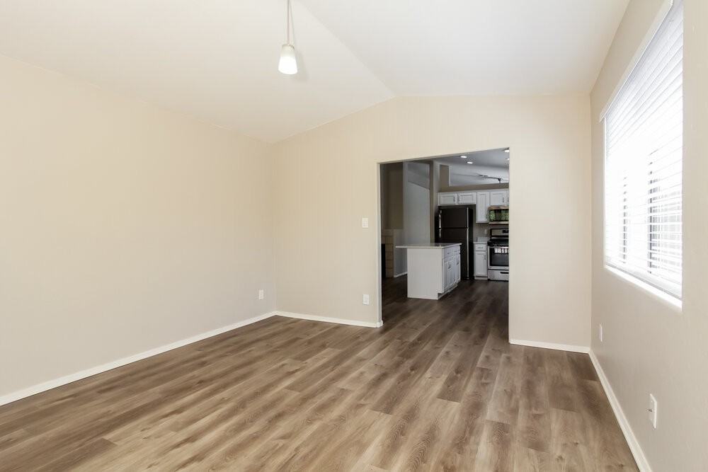 6586 W Blythe Pl - Photo 5 of 16