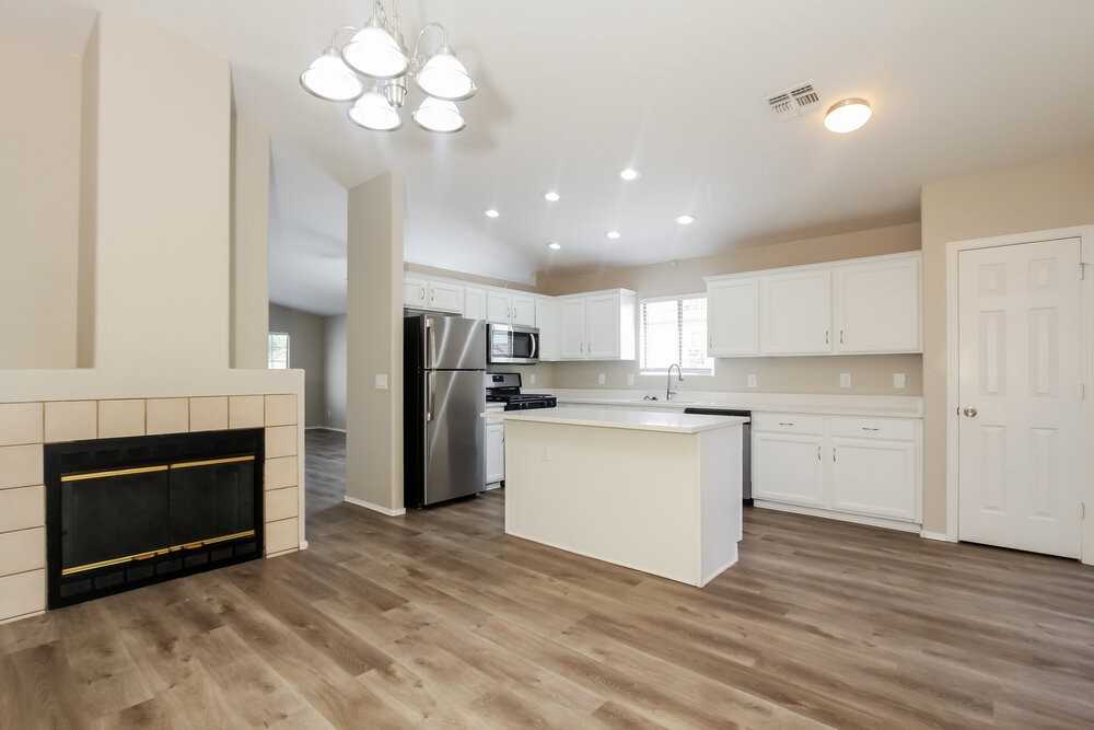 6586 W Blythe Pl - Photo 7 of 16