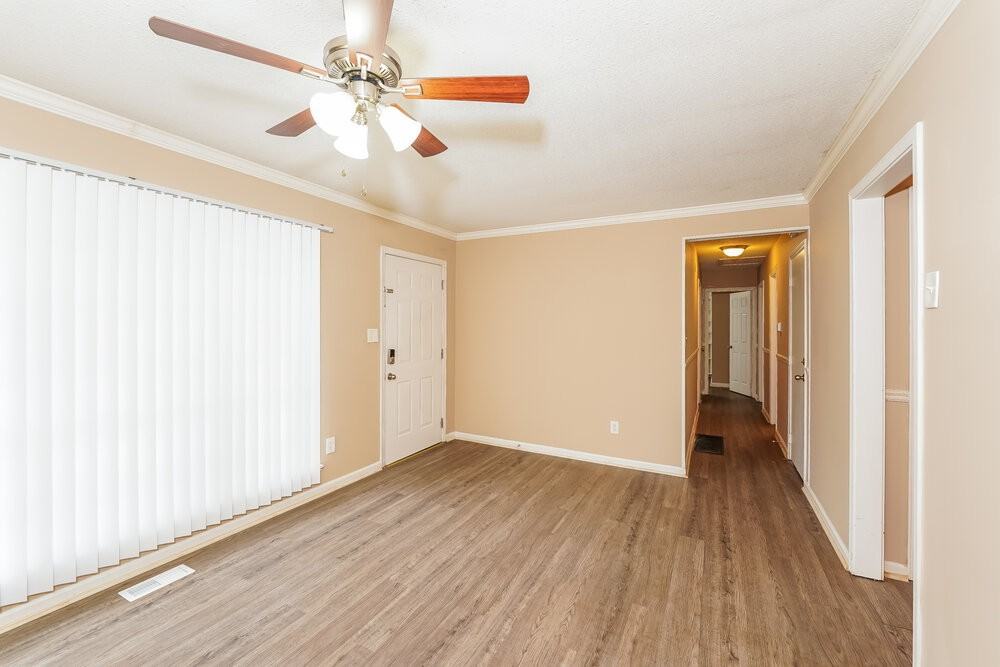 5839 Brenda Dr - Photo 5 of 17