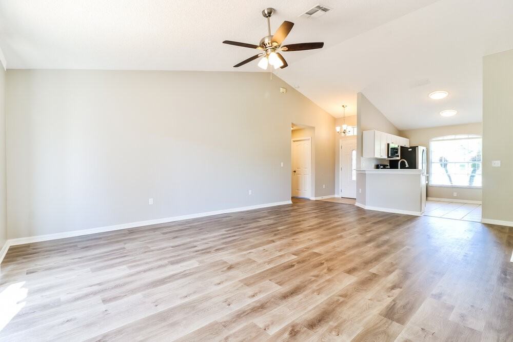 5601 Brookdale Way - Photo 3 of 16