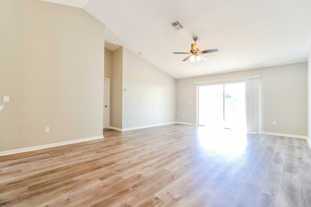5601 Brookdale Way - Photo 4 of 16