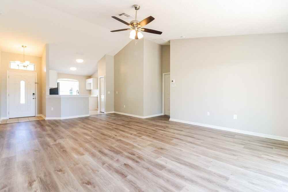 5601 Brookdale Way - Photo 5 of 16