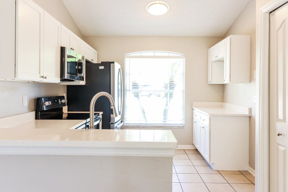 5601 Brookdale Way - Photo 6 of 16