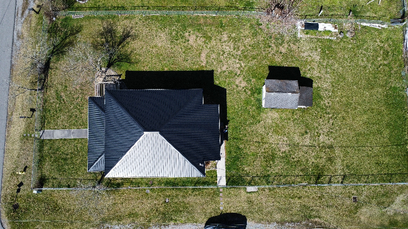 103 W 6th St N - Photo 2 of 19