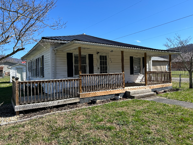 103 W 6th St N - Photo 3 of 19