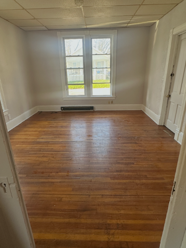 405 1/2 Douglas St #1 - Photo 4 of 11