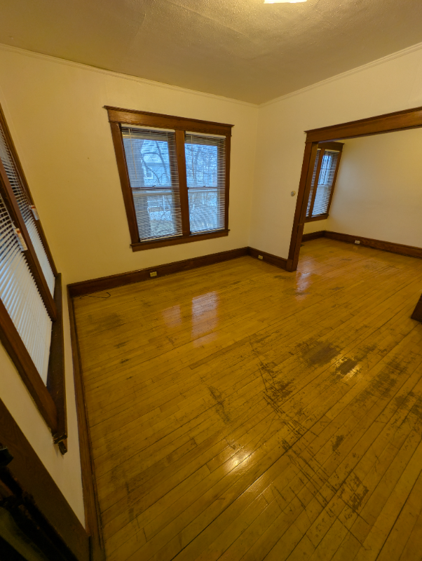 928 E Grand Ave - Photo 2 of 19