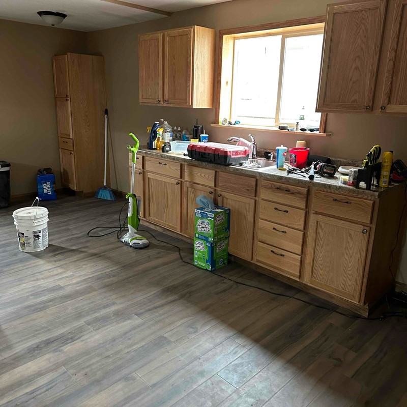 525 N Main St - Photo 3 of 13