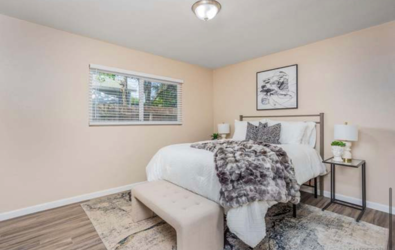 503 41st St - Photo 4 of 9