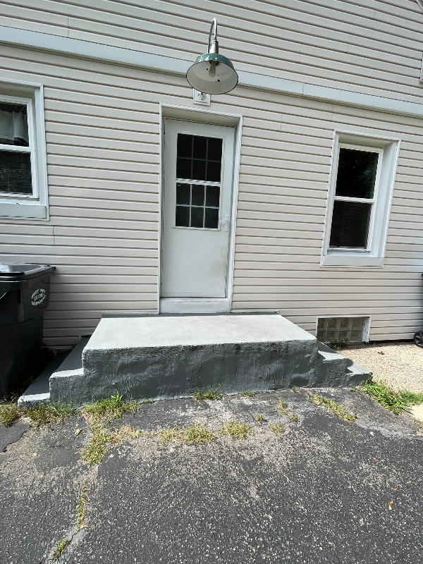 534 Parker Ave - Photo 2 of 20