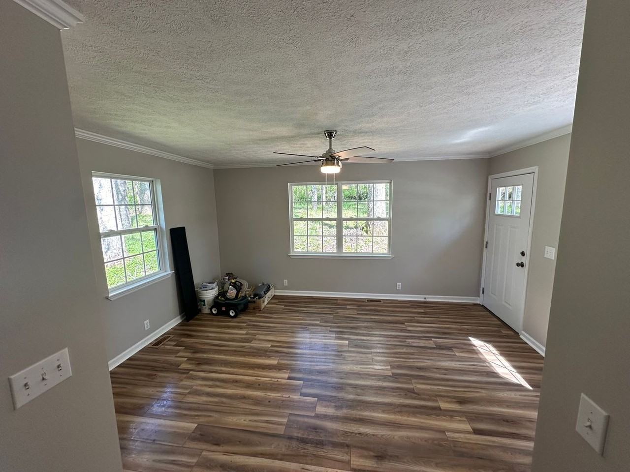 716 Mountain View Dr - Photo 5 of 19