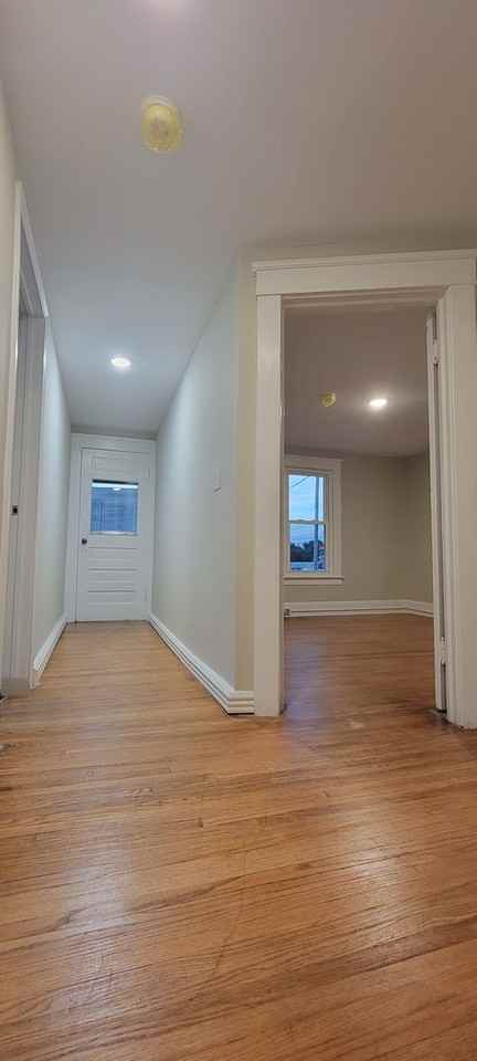 120 W 12th St - Photo 3 of 9
