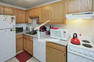 featured image of 33 Gardner St