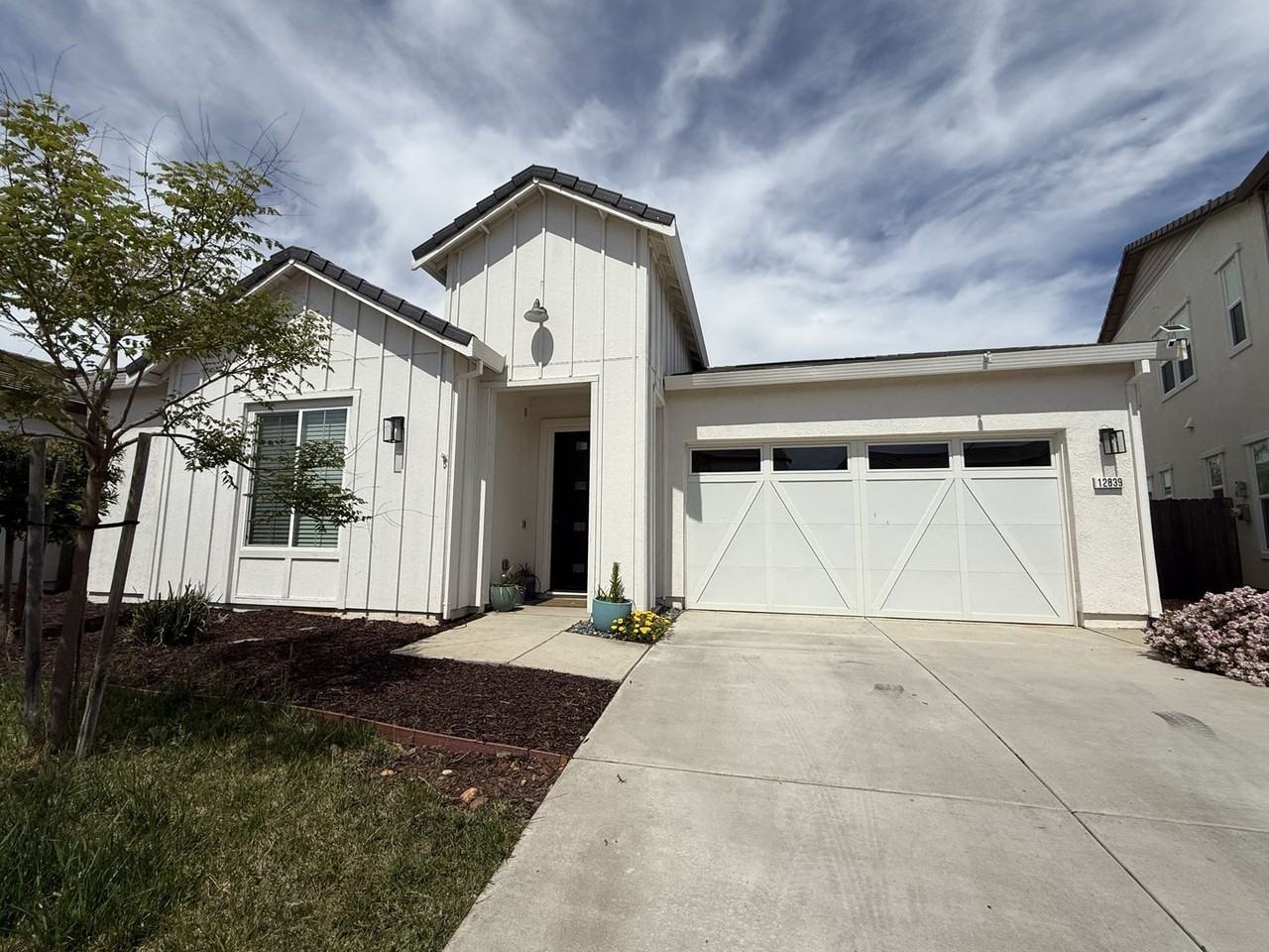 12839 Carrizo Plain Way - Photo 2 of 37