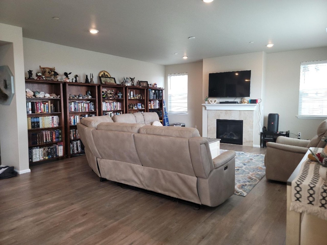 1367 Baker Heights Loop - Photo 3 of 22