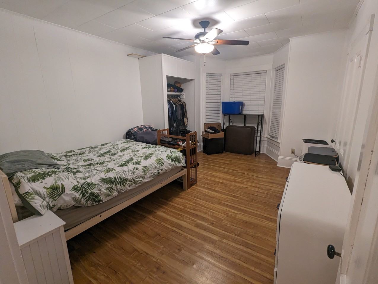 24 26 Ham St #3 - Photo 2 of 12