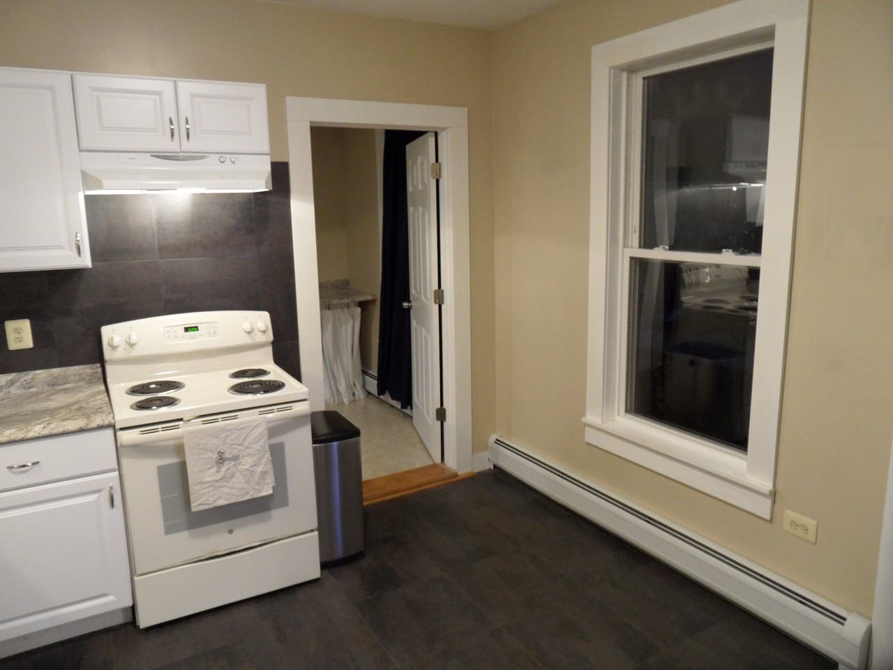 24 26 Ham St #3 - Photo 5 of 12