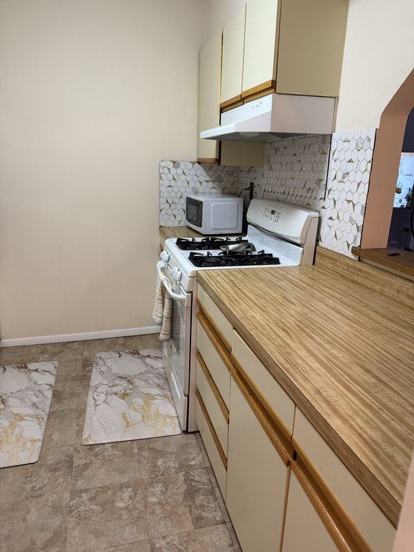 304 Town Hill Rd - Photo 3 of 13