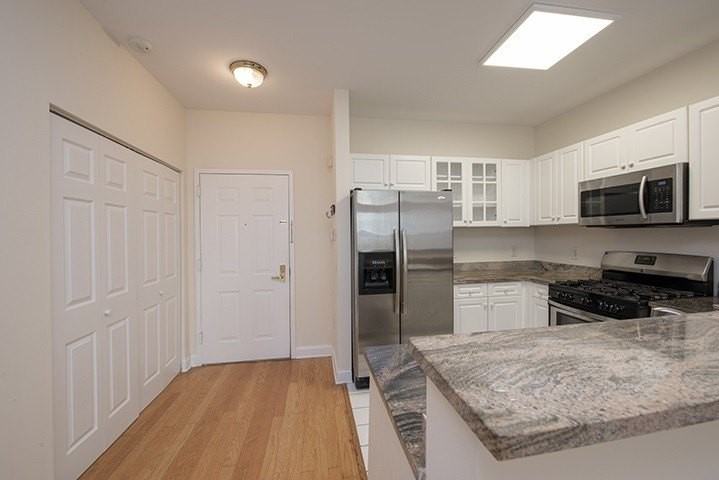 40 Constitution Way - Photo 5 of 23