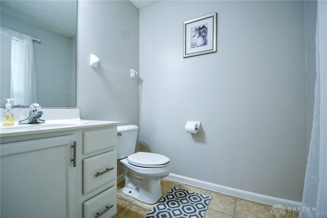 1108 Windsong Trl - Photo 6 of 36